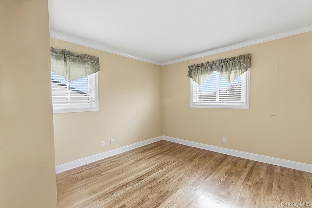 #7 photo, 29 Lehigh Lane, Hicksville , NY 11801