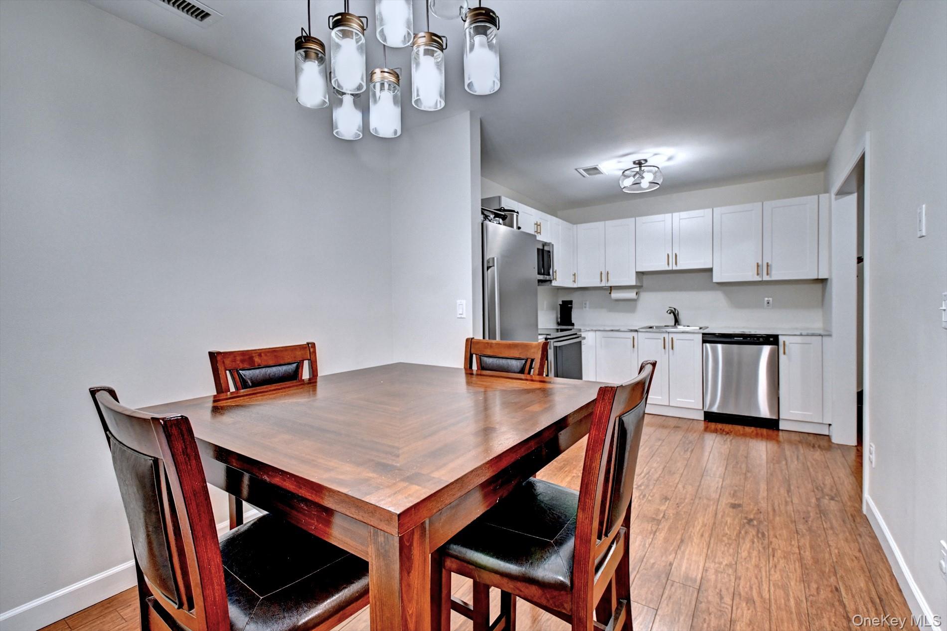 #6 photo, 967 Skyline Drive, Coram , NY 11727