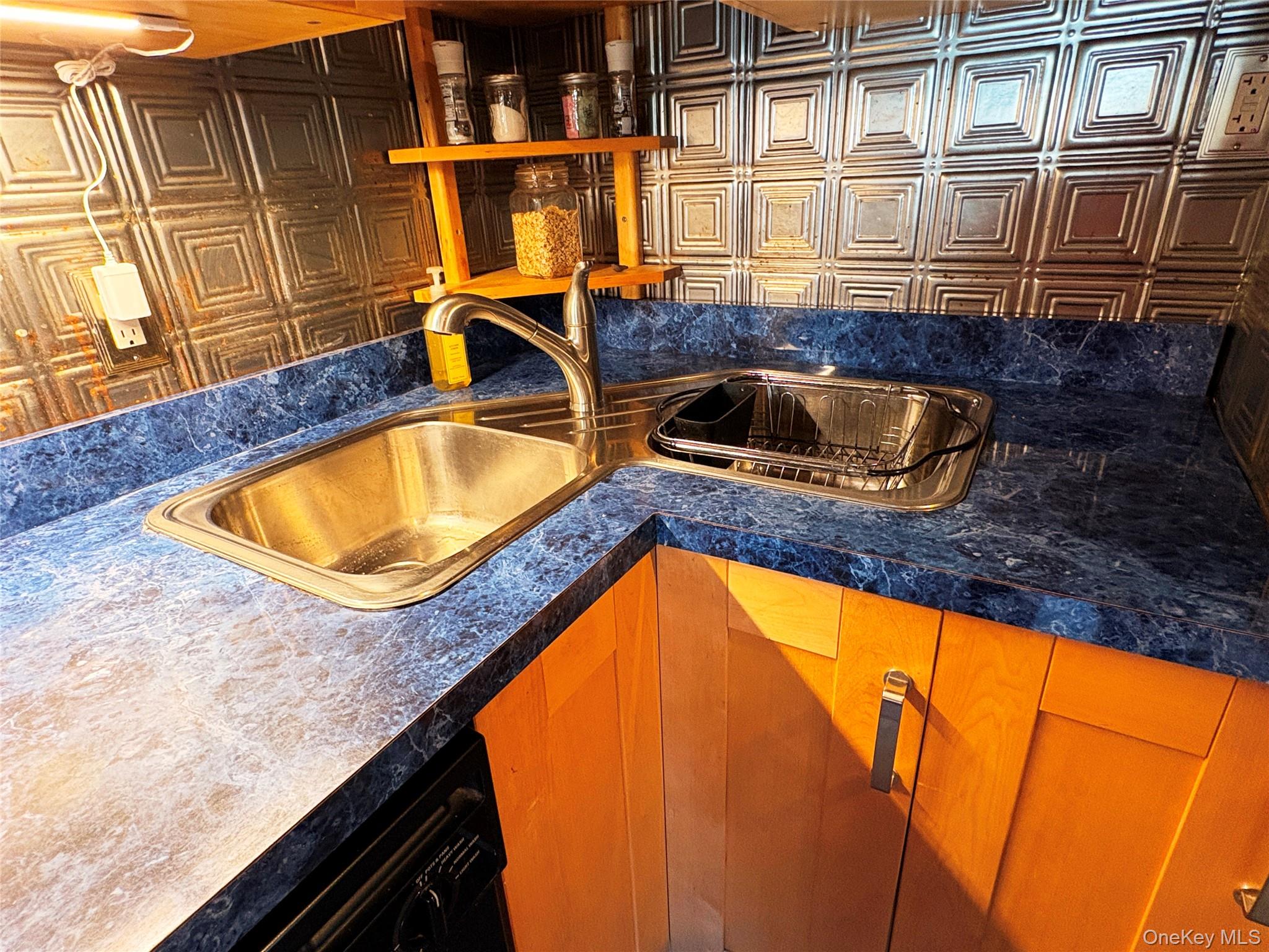 #18 photo, 364 W 2nd Street, West Islip , NY 11795