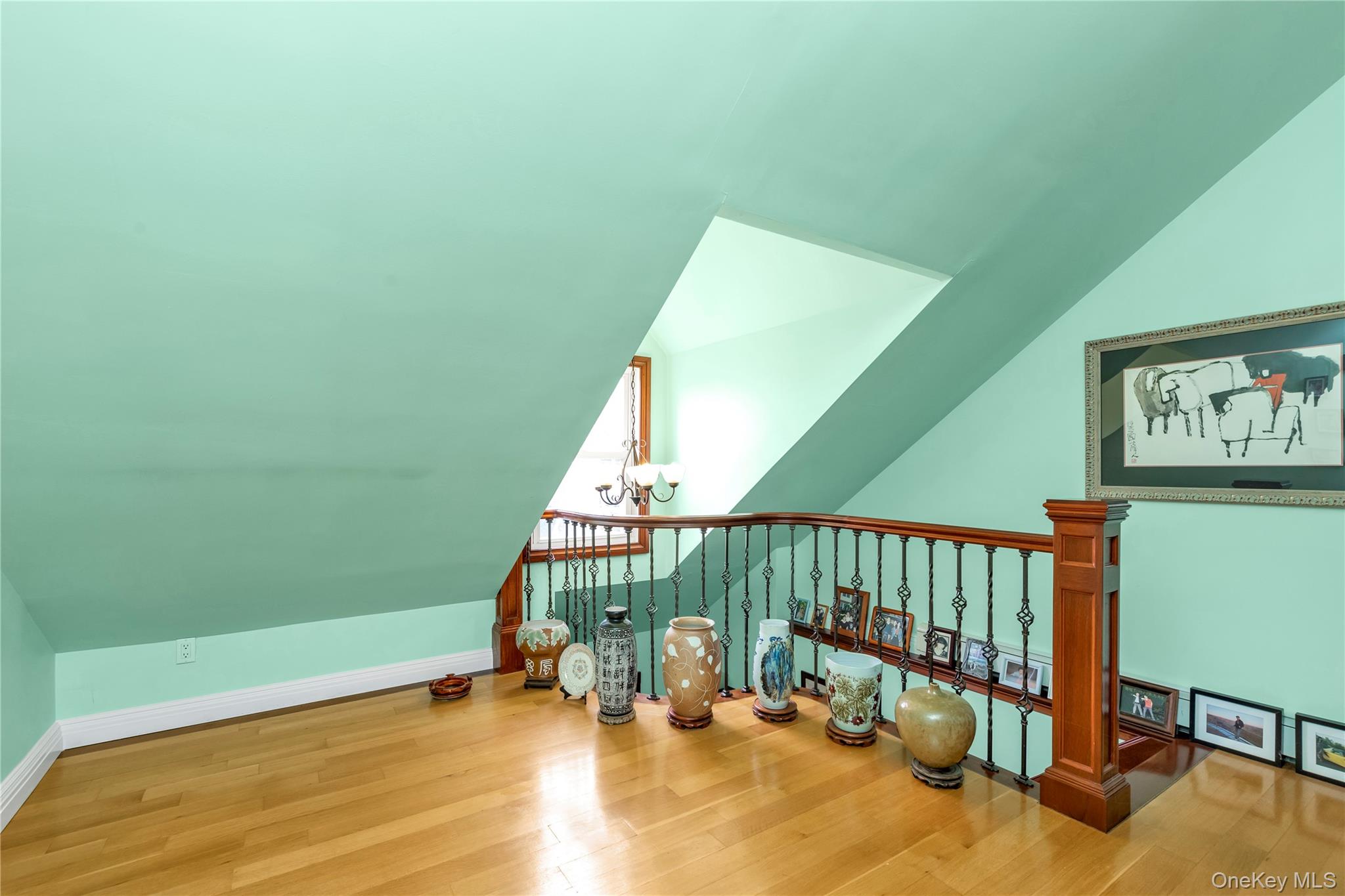 #11 photo, 590 Langley, West Hempstead , NY 11552