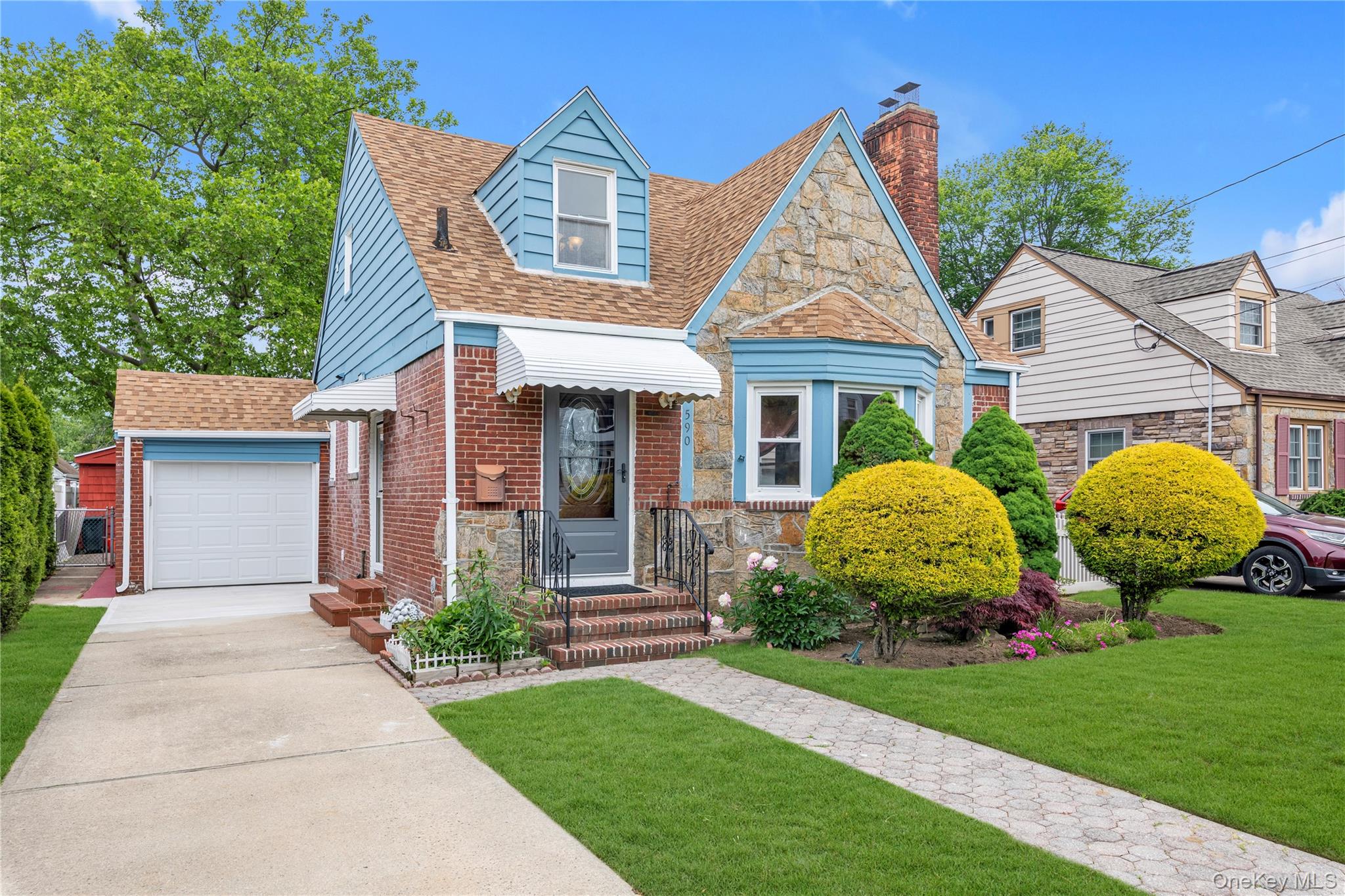 #19 photo, 590 Langley, West Hempstead , NY 11552