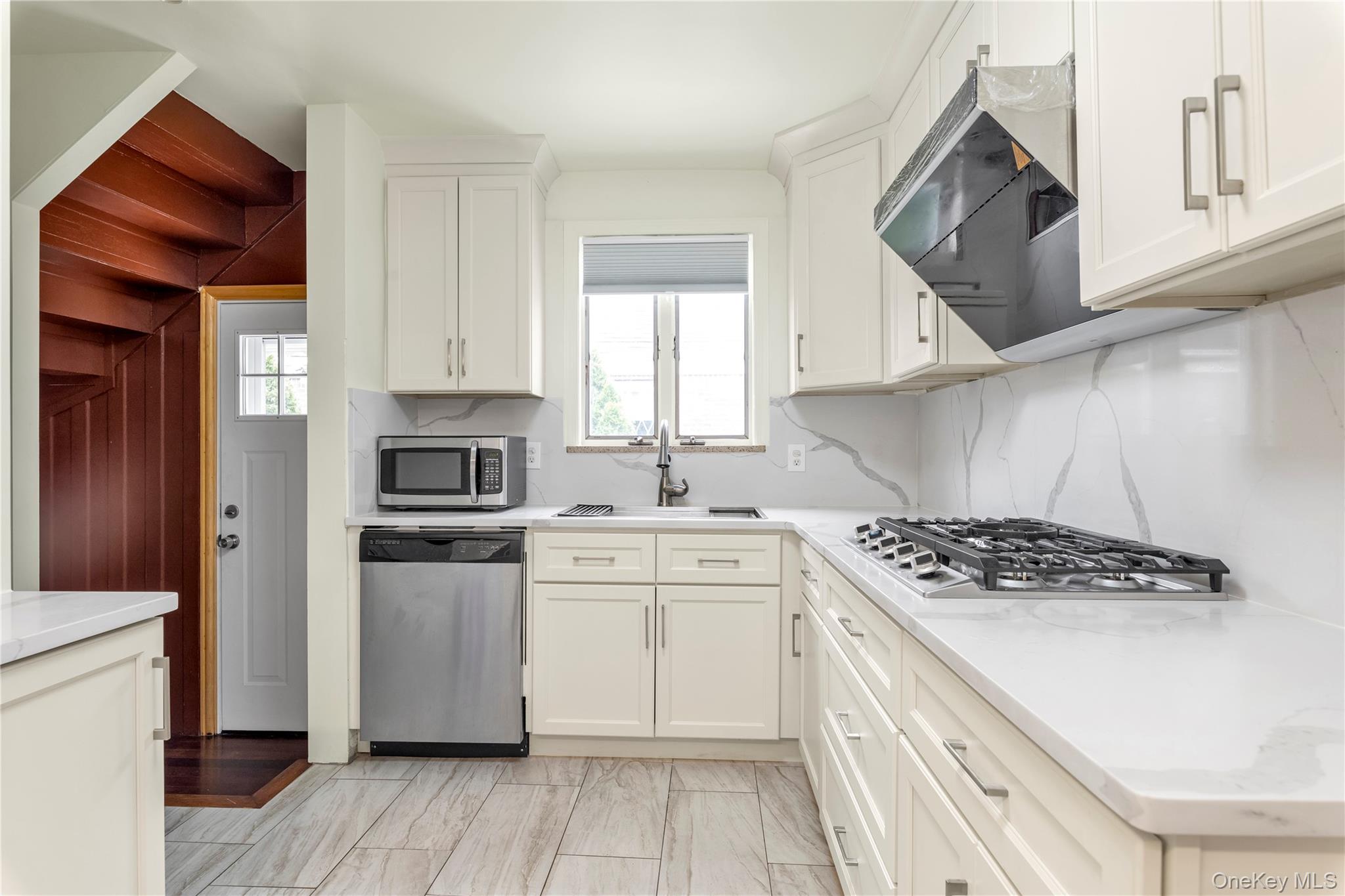 #4 photo, 590 Langley, West Hempstead , NY 11552