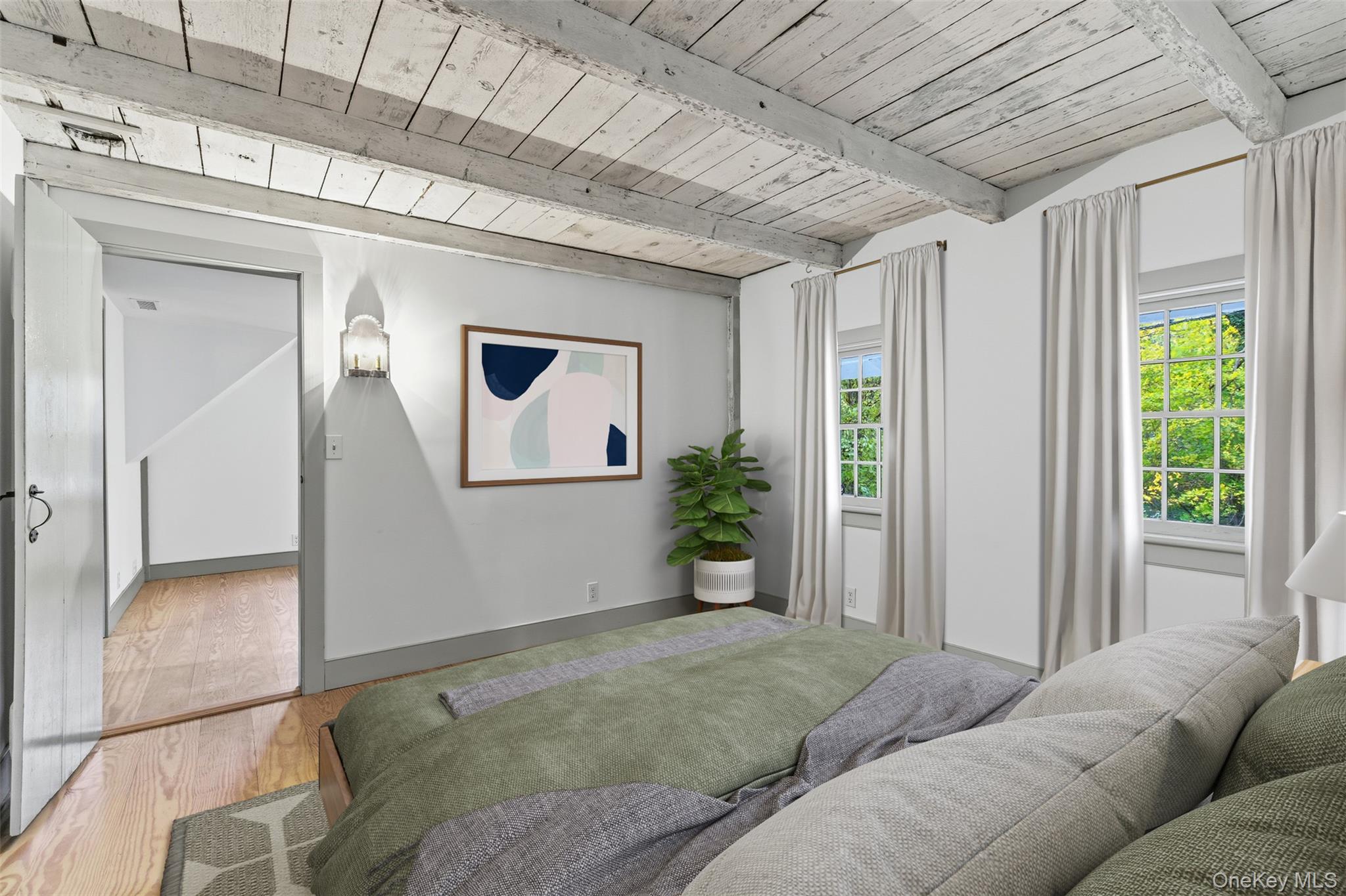 #12 photo, 289 E Main Street, Centerport , NY 11721