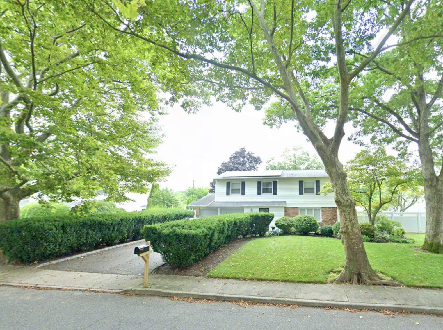 #1 photo, 155  Alexander Avenue, Nesconset , NY 11767