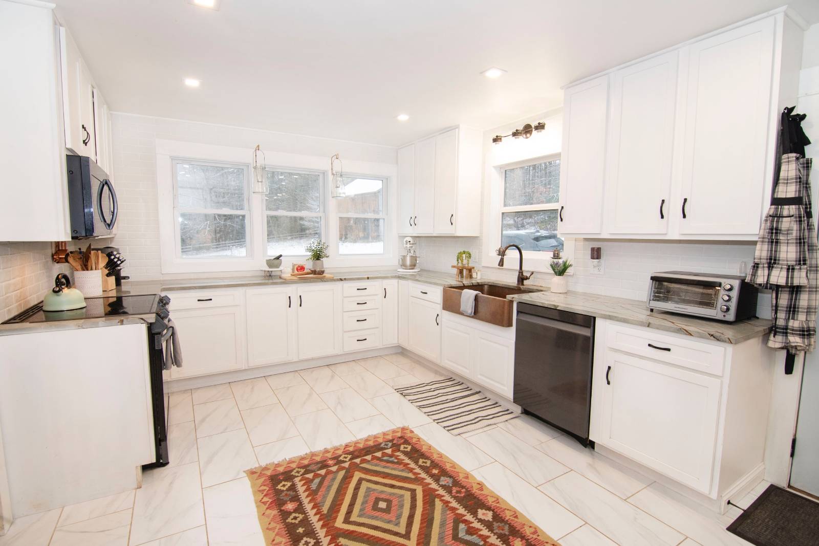 #21 photo, 105 S. Greenfield Rd., Greenfield Center , NY 12833