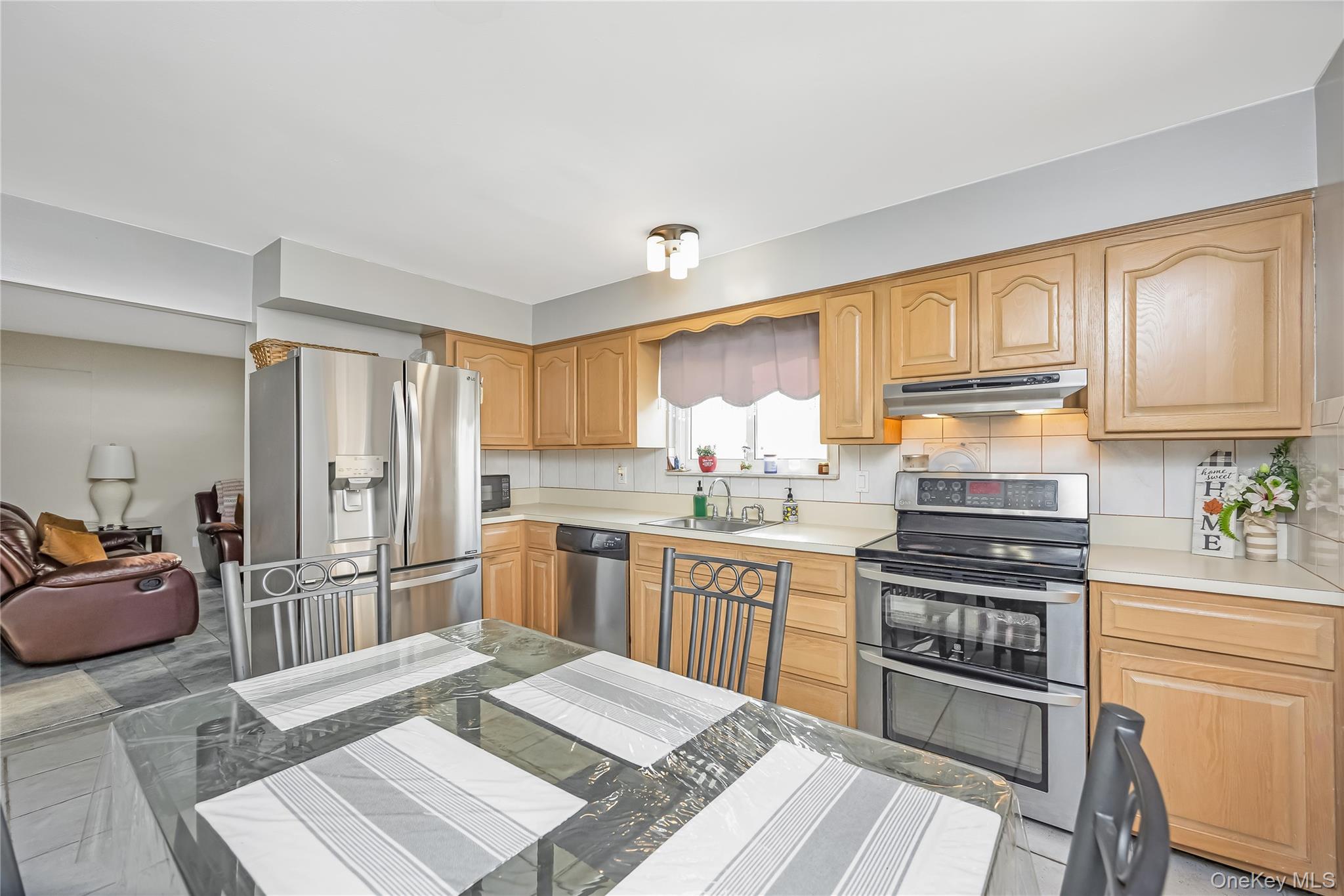 #12 photo, 84 White Oak Street, Deer Park , NY 11729