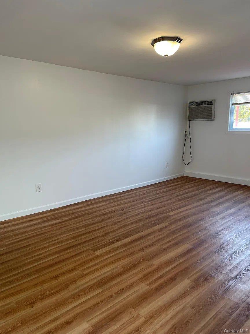 #14 photo, 36 Radcliffe Road, Island Park , NY 11558