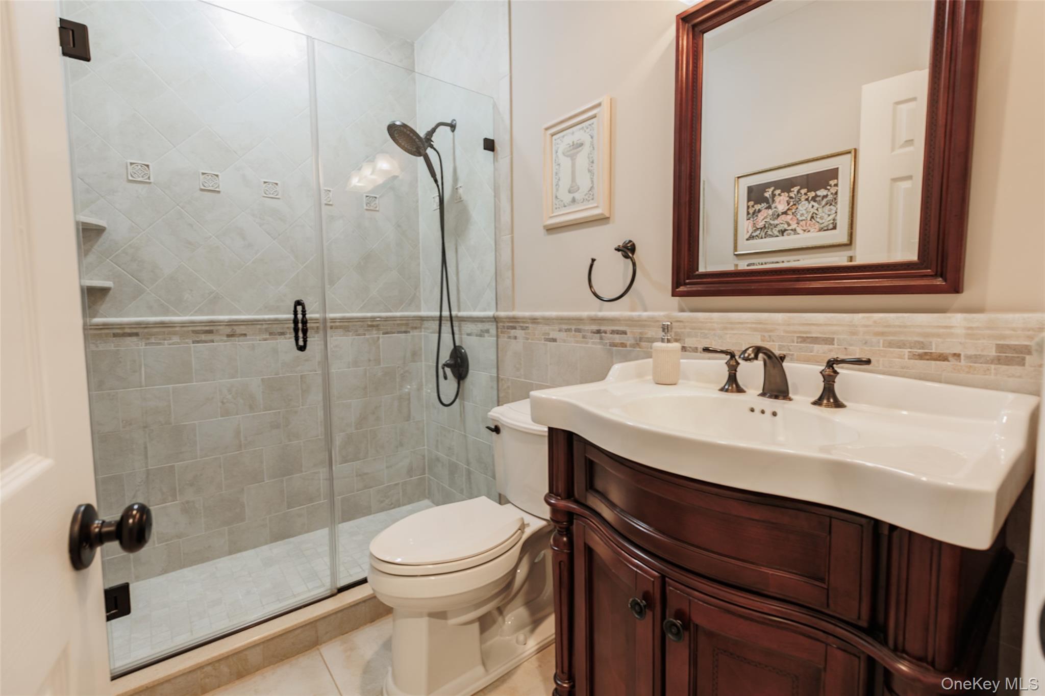 #19 photo, 16 Ashley Loop, Northport , NY 11768