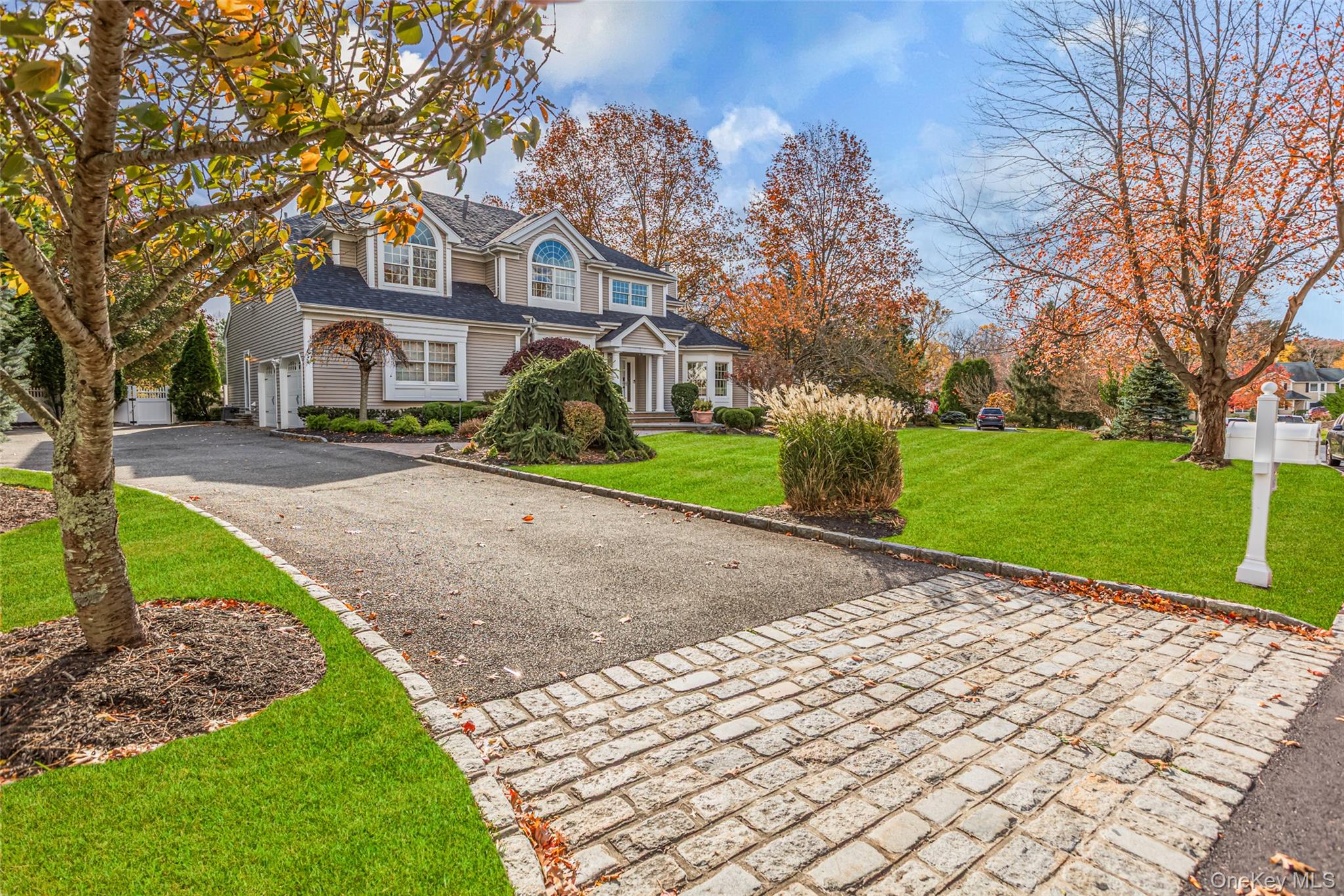 #3 photo, 16 Ashley Loop, Northport , NY 11768