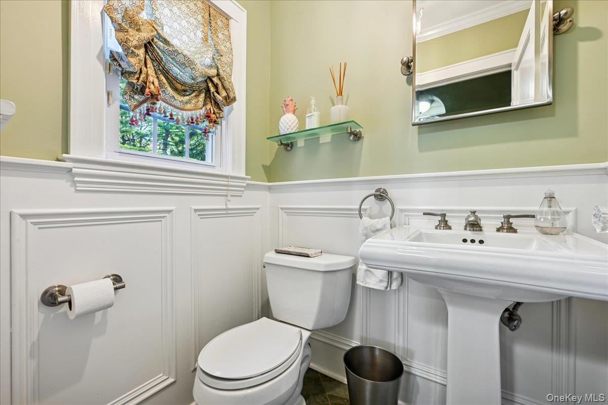 #15 photo, 136 Locust Street, Garden City , NY 11530