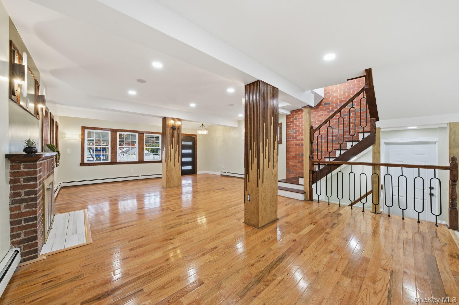 #10 photo, 10411 205th Street, Saint Albans , NY 11412