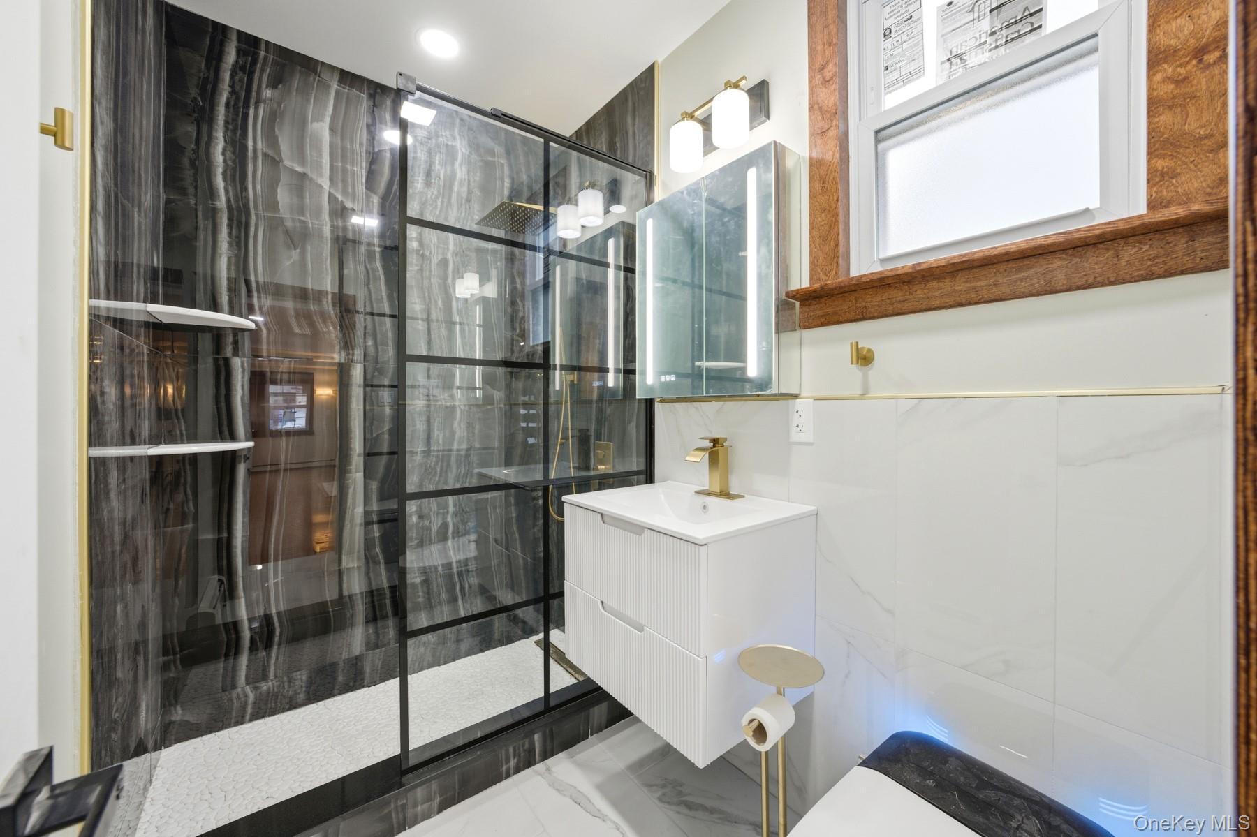 #12 photo, 10411 205th Street, Saint Albans , NY 11412