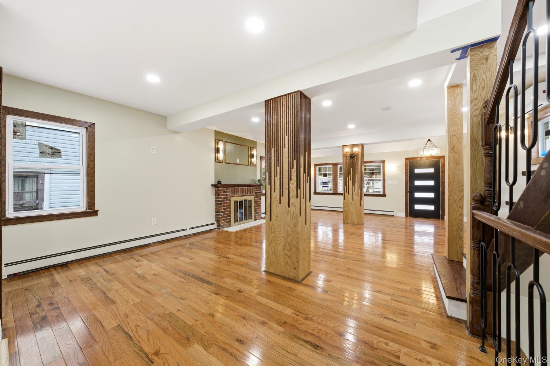 #7 photo, 10411 205th Street, Saint Albans , NY 11412