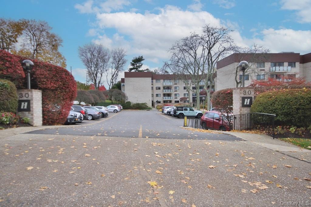 #2 photo, 30 Greenridge Avenue, White Plains , NY 10605