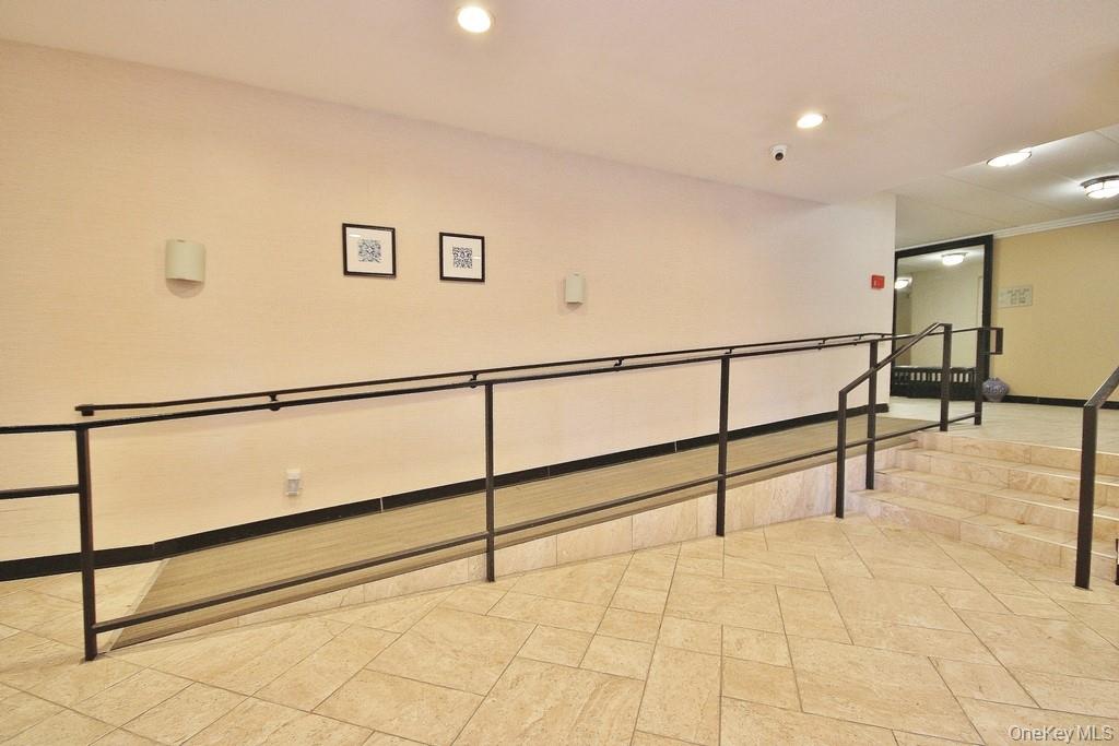 #8 photo, 30 Greenridge Avenue, White Plains , NY 10605