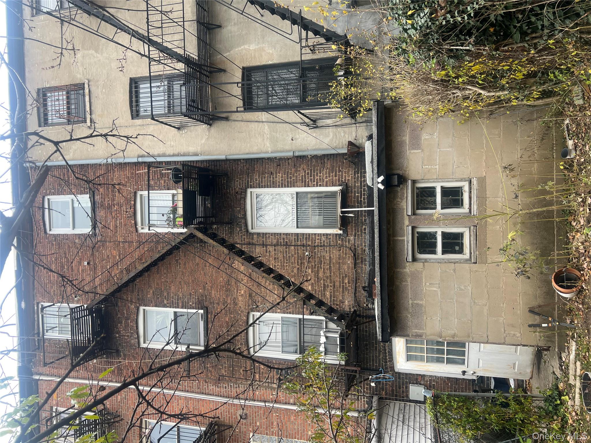 #2 photo, 160 Decatur Street, Brooklyn , NY 11233