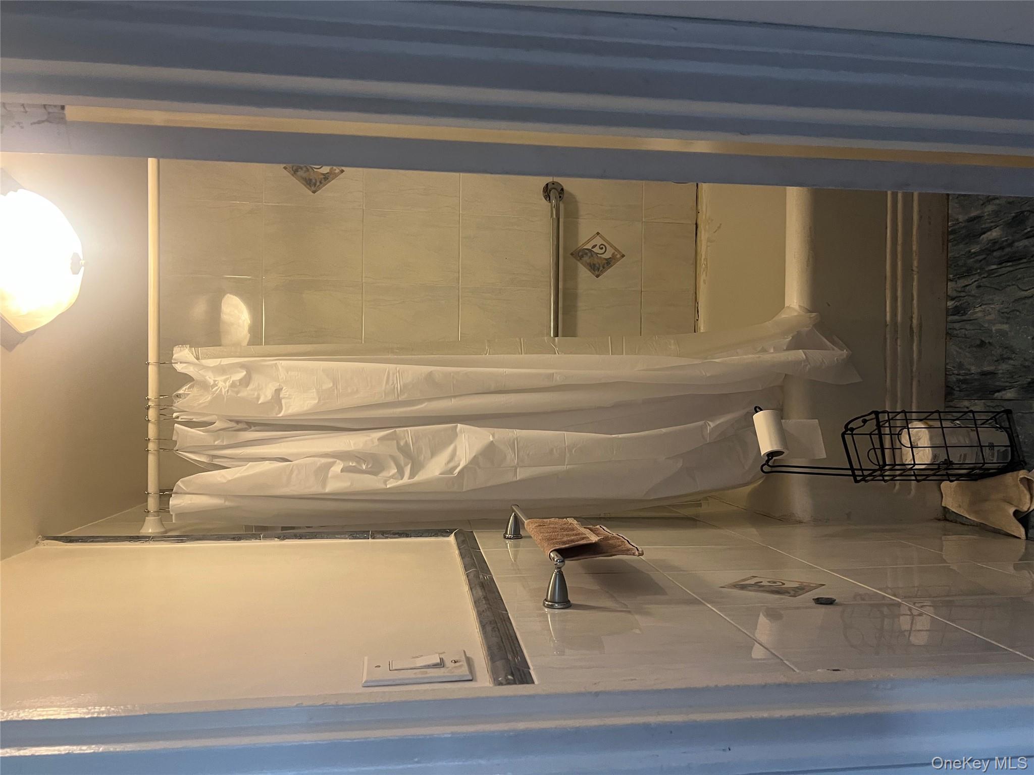 #7 photo, 160 Decatur Street, Brooklyn , NY 11233