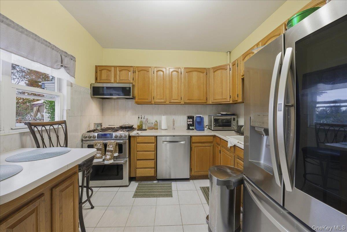 #13 photo, 32 Franklin Avenue, Lynbrook , NY 11563