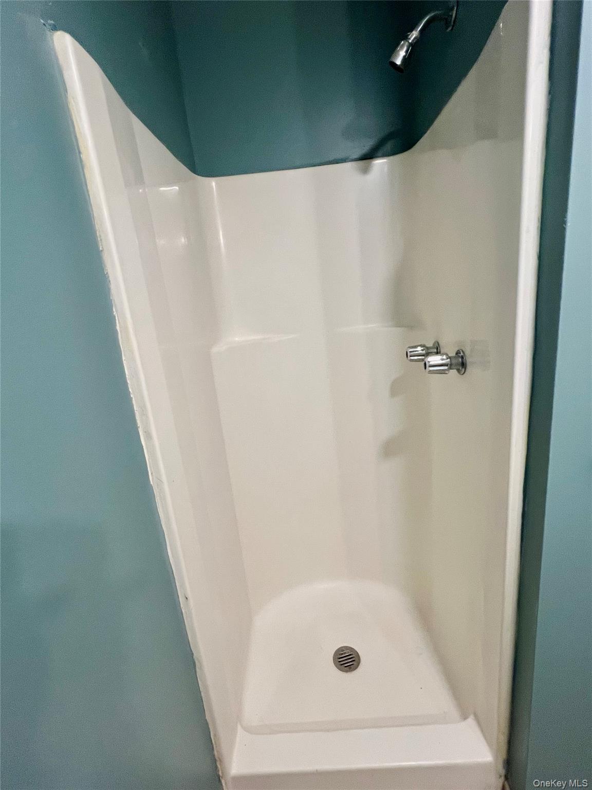 #17 photo, 326 Concord Lane, Middletown , NY 10940