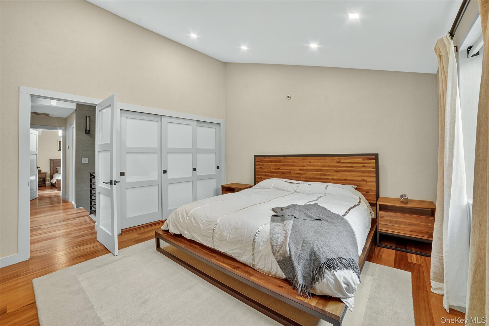 #18 photo, 428 Pine Grove Lane, Hartsdale , NY 10530