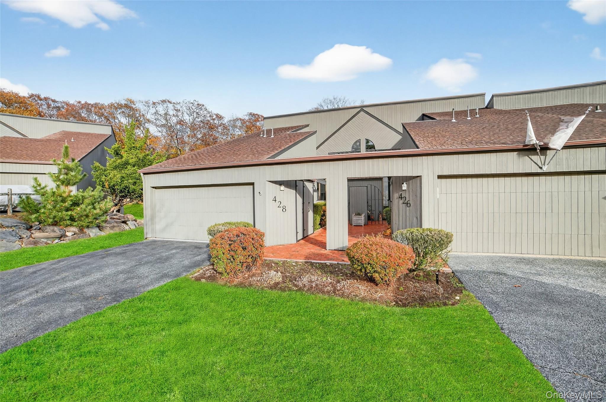 #2 photo, 428 Pine Grove Lane, Hartsdale , NY 10530