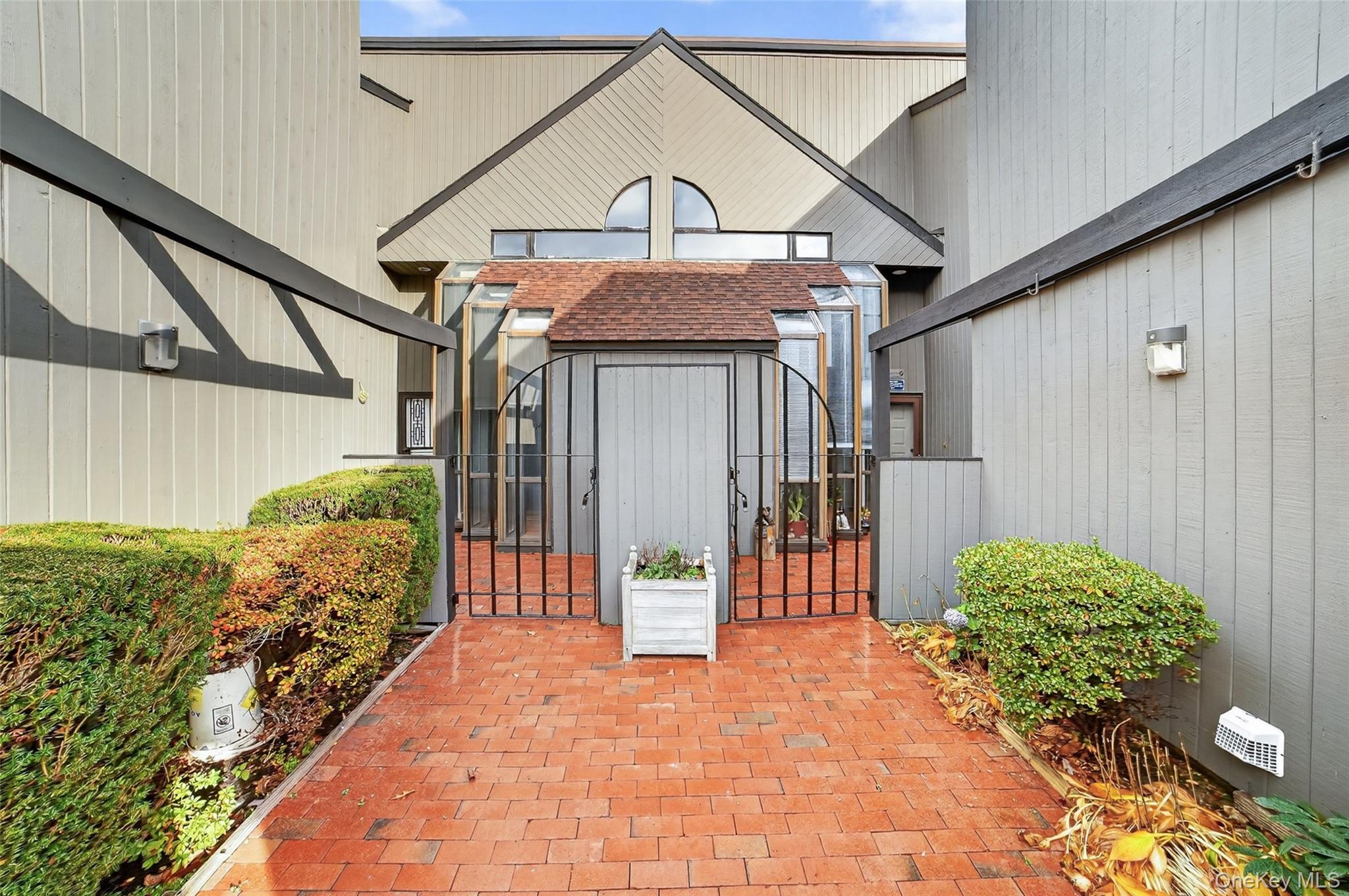 #3 photo, 428 Pine Grove Lane, Hartsdale , NY 10530