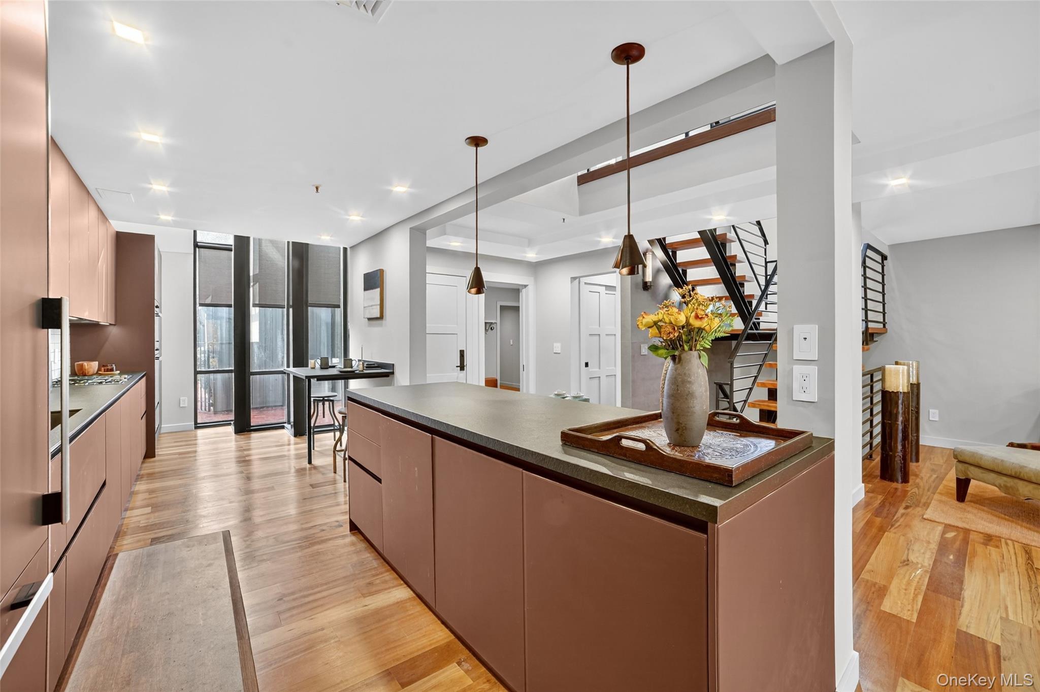 #5 photo, 428 Pine Grove Lane, Hartsdale , NY 10530