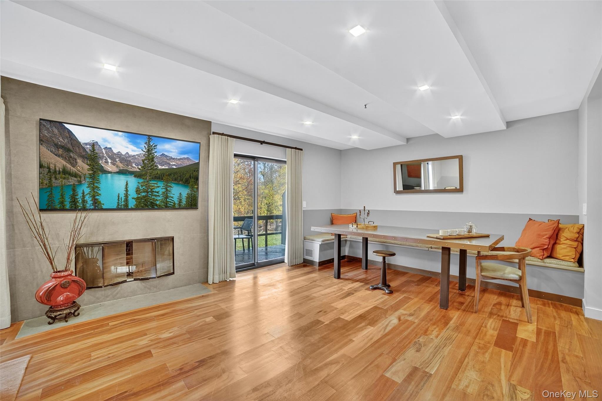 #8 photo, 428 Pine Grove Lane, Hartsdale , NY 10530