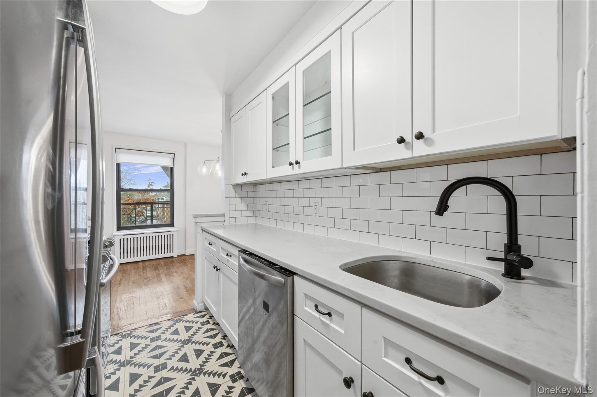 #9 photo, 5 Birchwood Court, Mineola , NY 11501