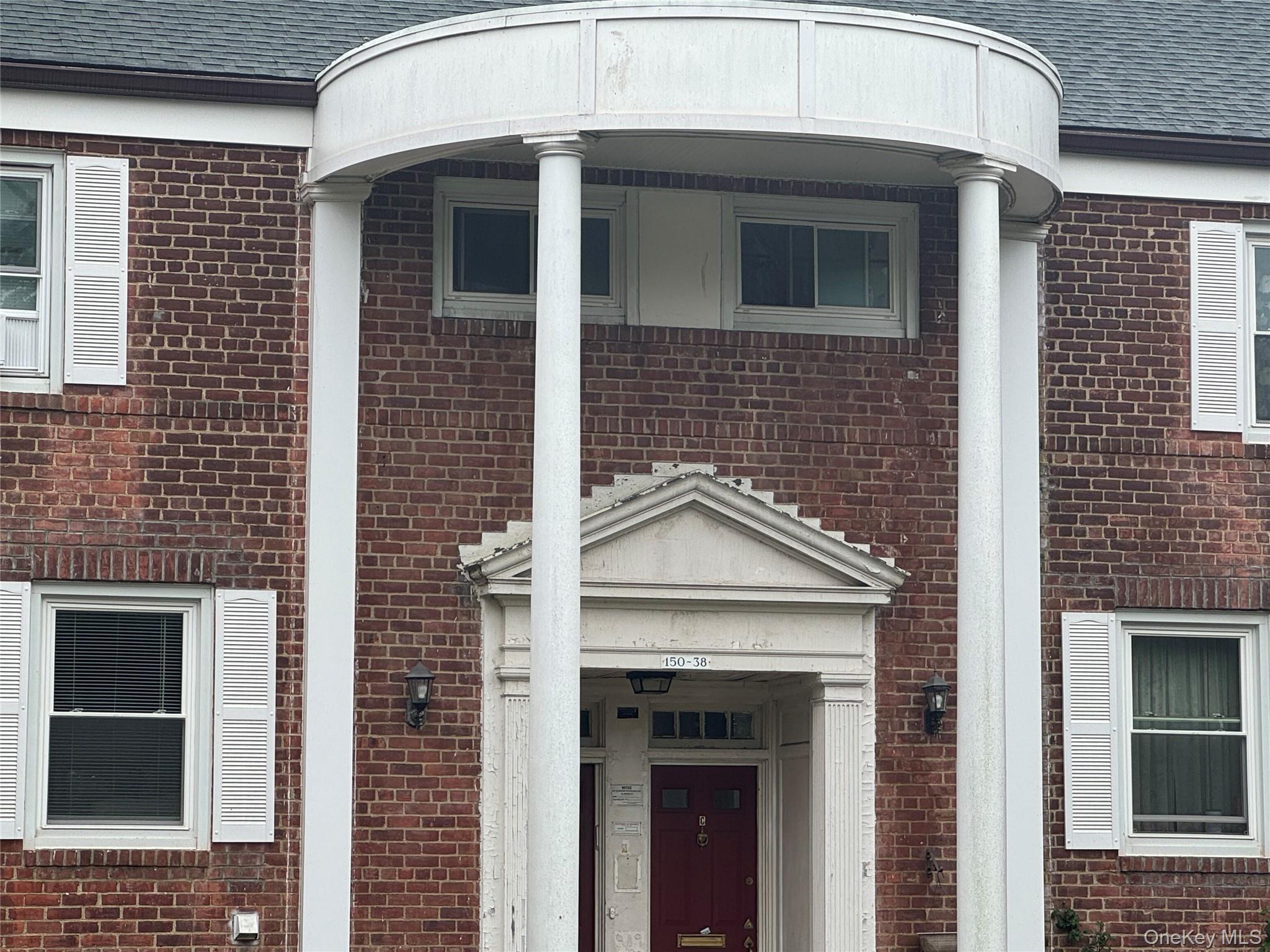 #1 photo, 150-11 Grand Central Parkway, Briarwood , NY 11432