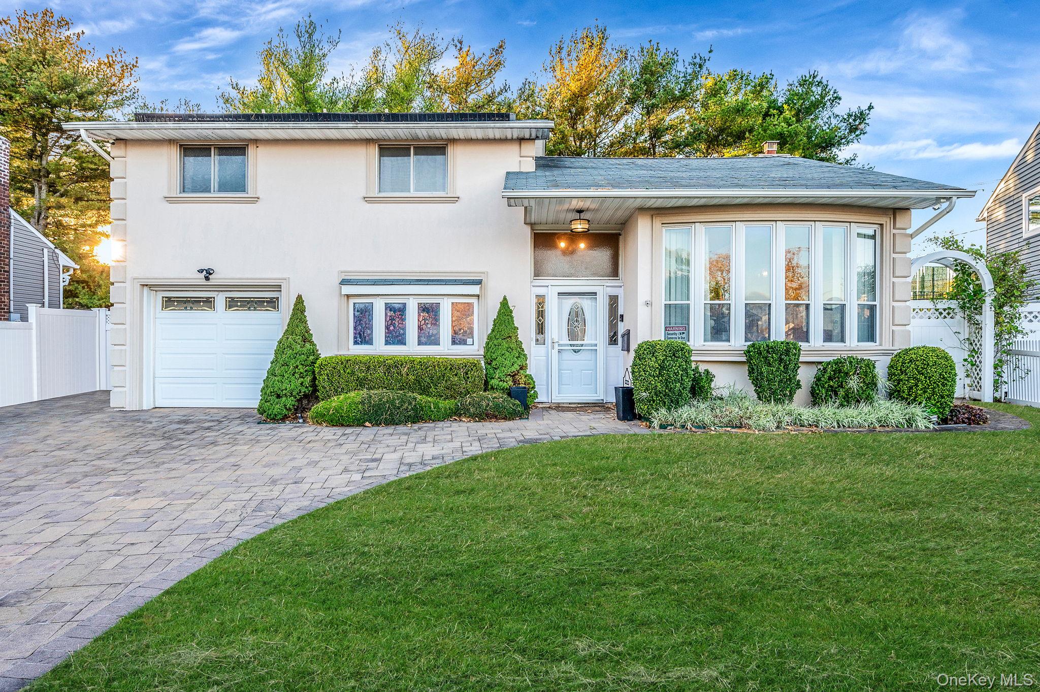 #1 photo, 287 Clearmeadow Drive, East Meadow , NY 11554