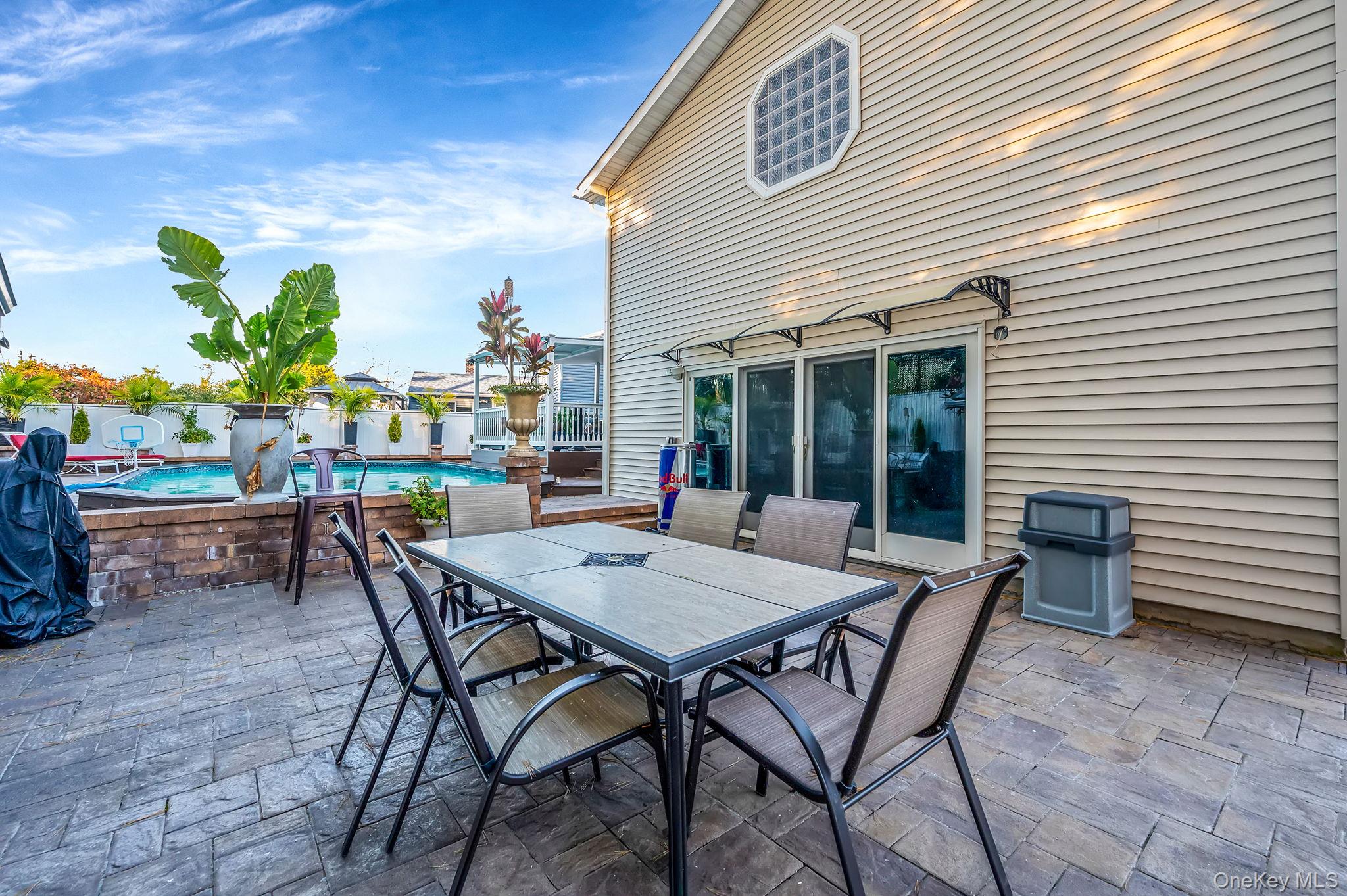 #11 photo, 287 Clearmeadow Drive, East Meadow , NY 11554