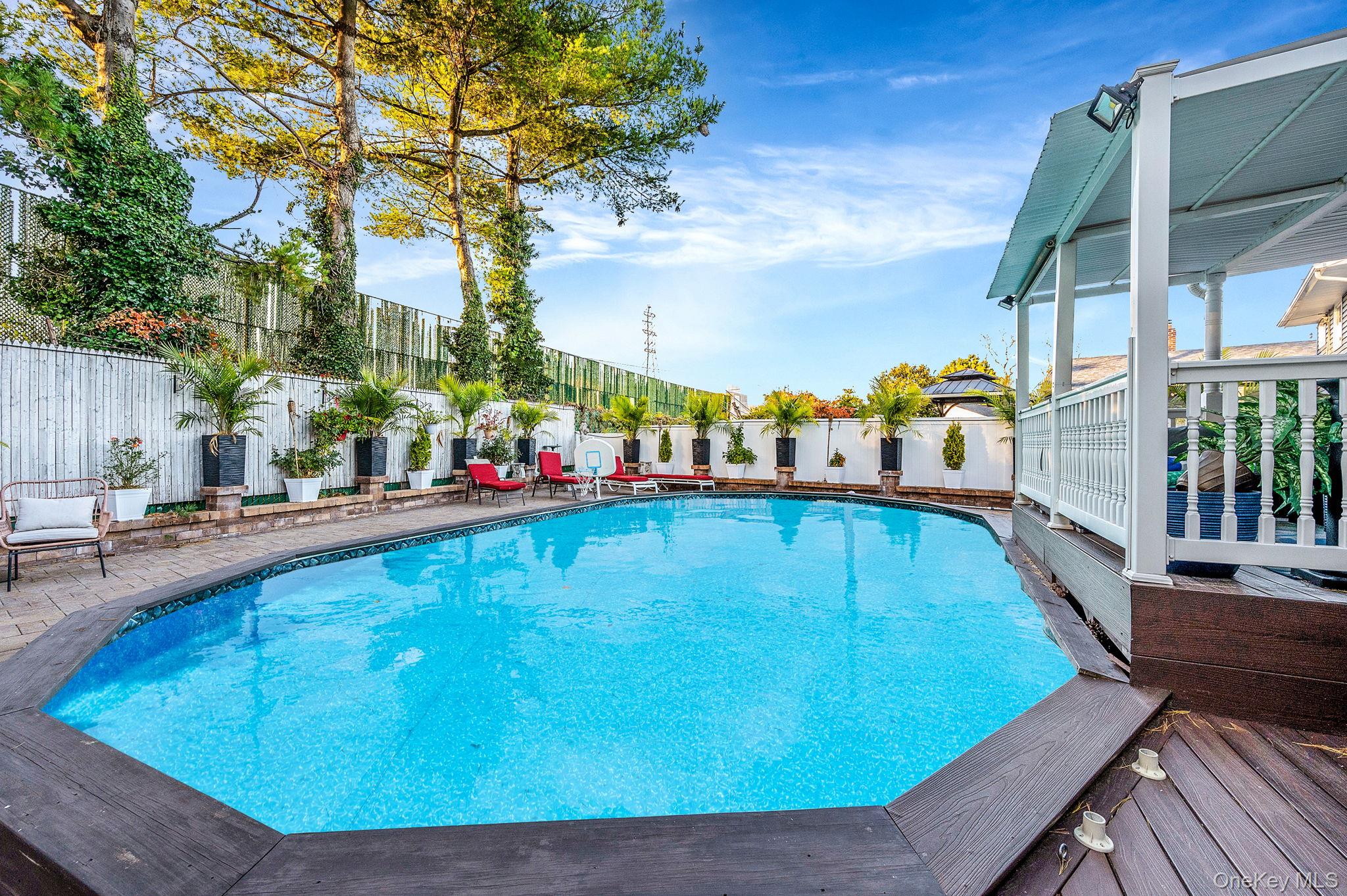 #14 photo, 287 Clearmeadow Drive, East Meadow , NY 11554