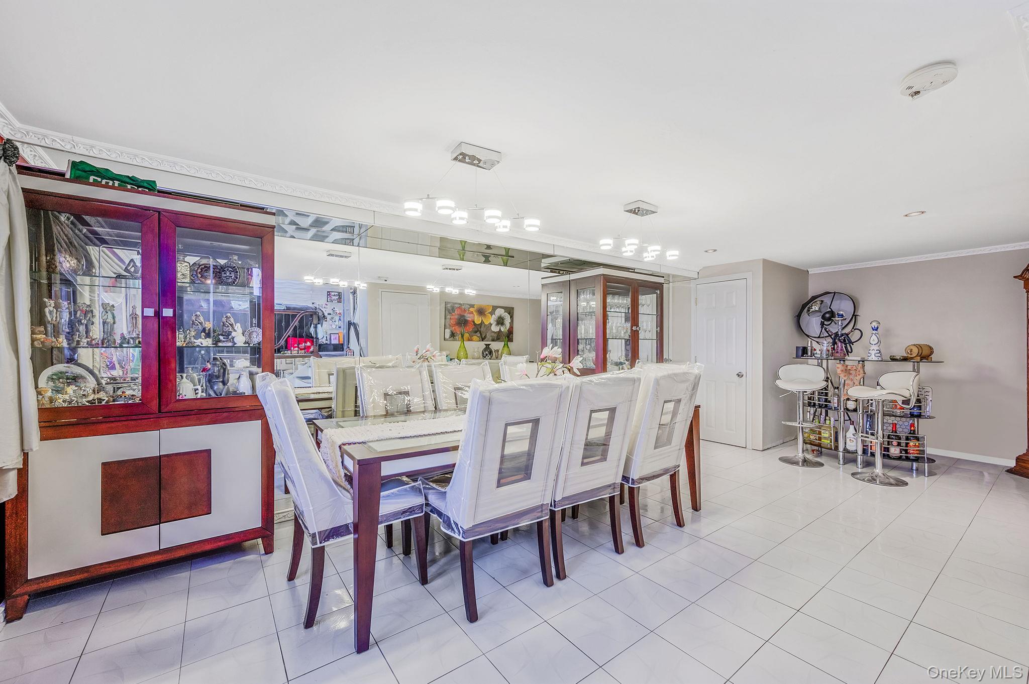 #19 photo, 287 Clearmeadow Drive, East Meadow , NY 11554