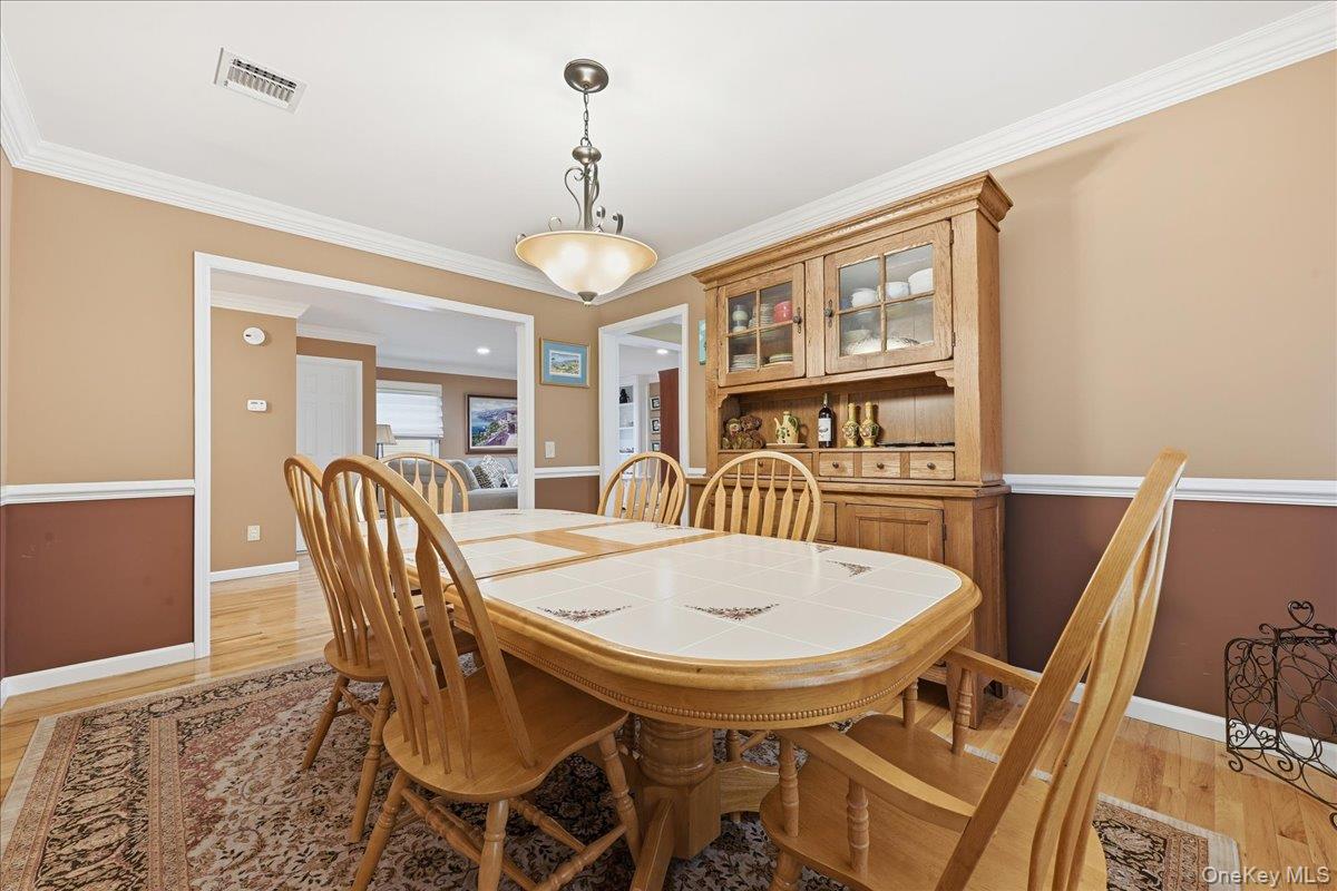 #11 photo, 2202 Beech Street, Wantagh , NY 11793