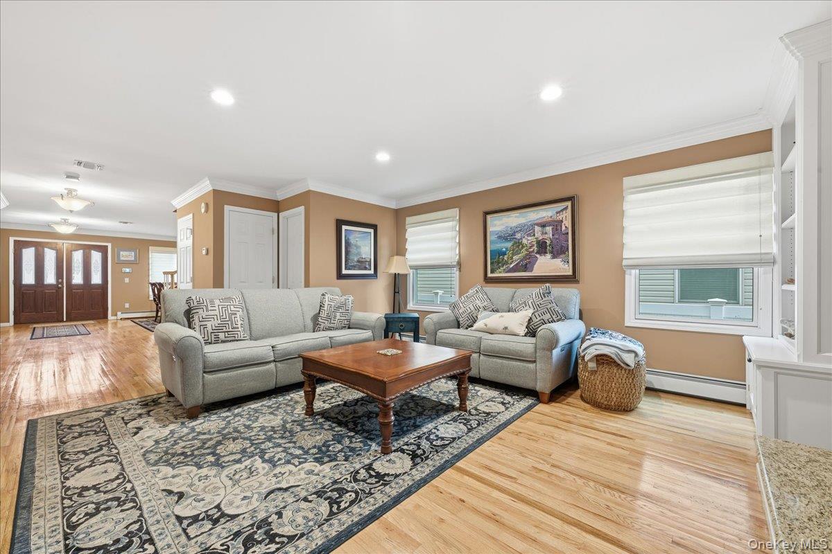 #6 photo, 2202 Beech Street, Wantagh , NY 11793