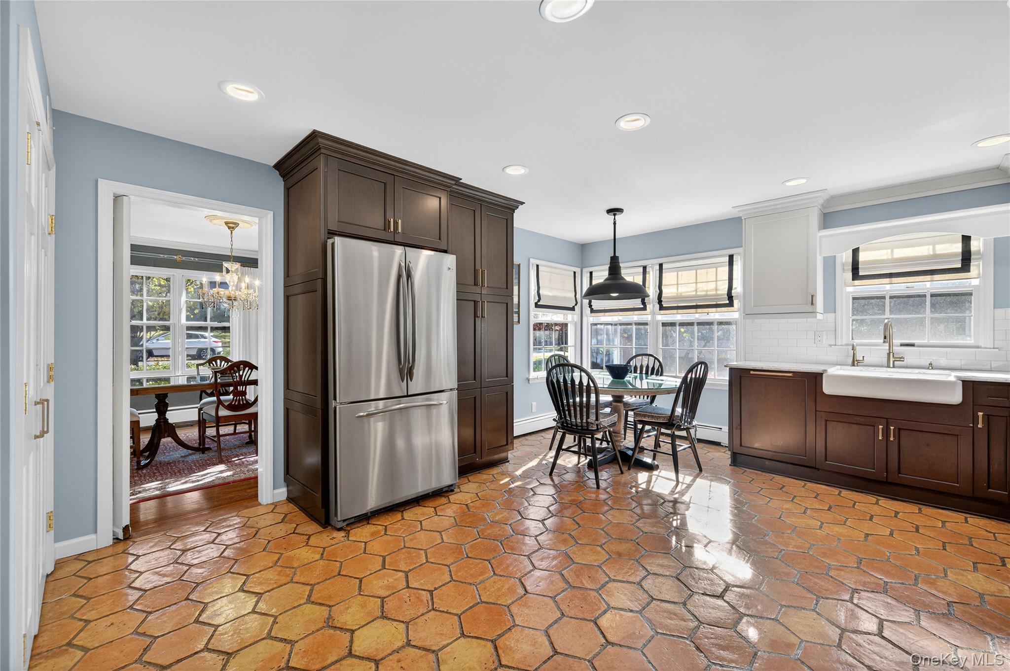 #15 photo, 7 Shore Road, Manhasset , NY 11030