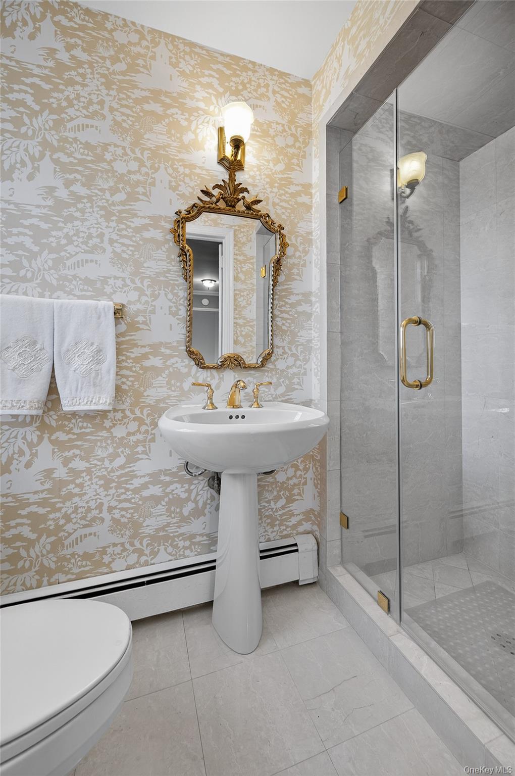 #17 photo, 7 Shore Road, Manhasset , NY 11030