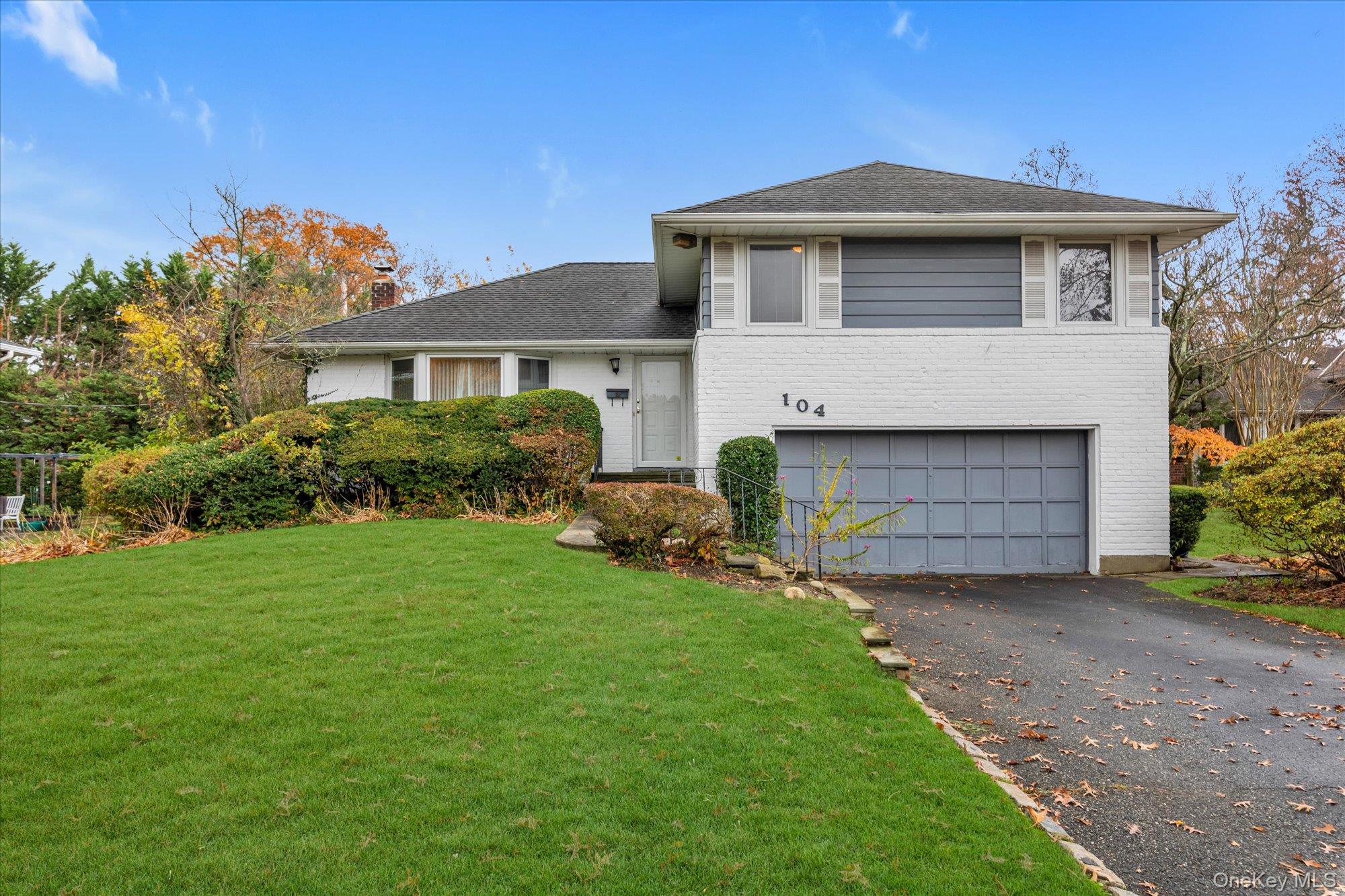 #1 photo, 104 Olive Lane, New Hyde Park , NY 11040