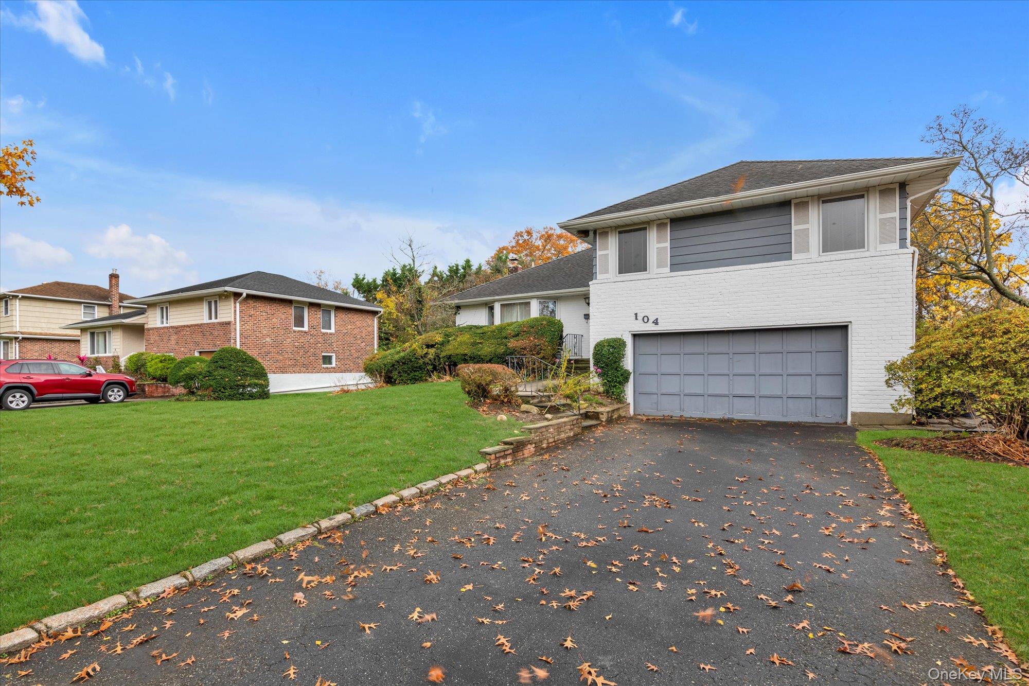 #2 photo, 104 Olive Lane, New Hyde Park , NY 11040