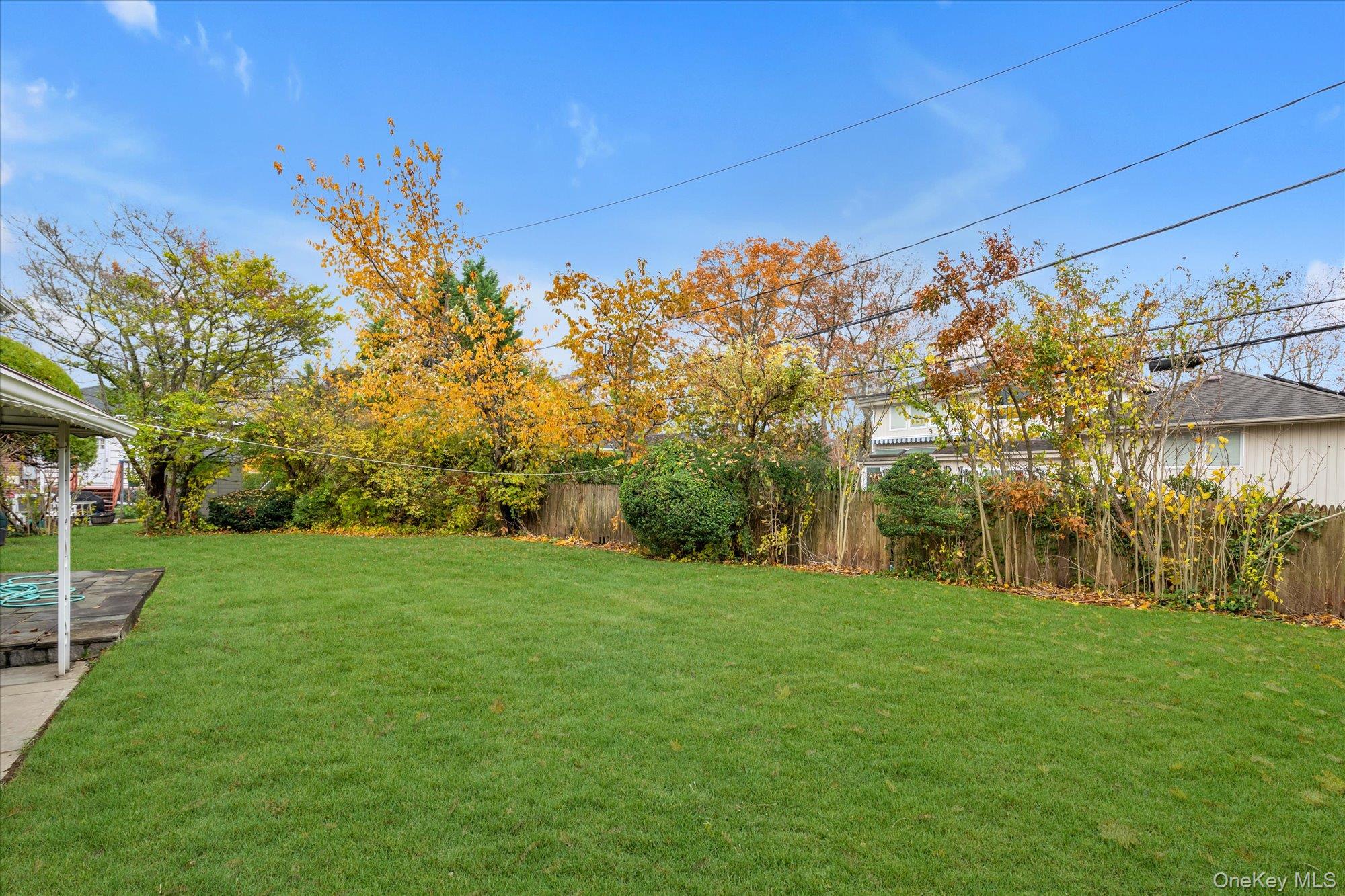 #20 photo, 104 Olive Lane, New Hyde Park , NY 11040