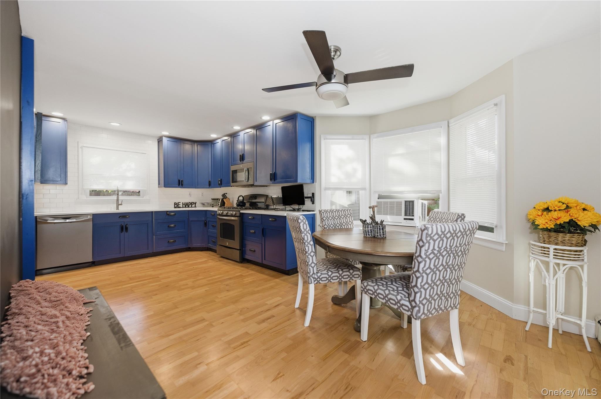 #8 photo, 509 Lincoln Boulevard, Long Beach , NY 11561