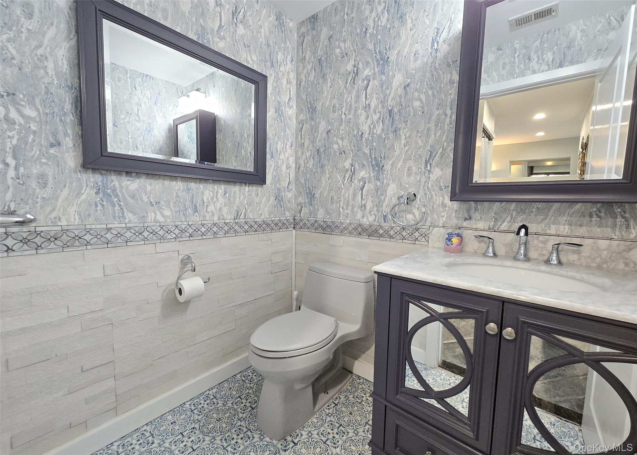 #18 photo, 64 Timber Ridge Drive, Holbrook , NY 11741