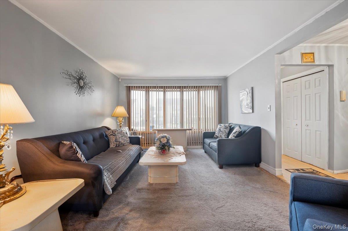 #5 photo, 26 Bradford Lane, Bethpage , NY 11714