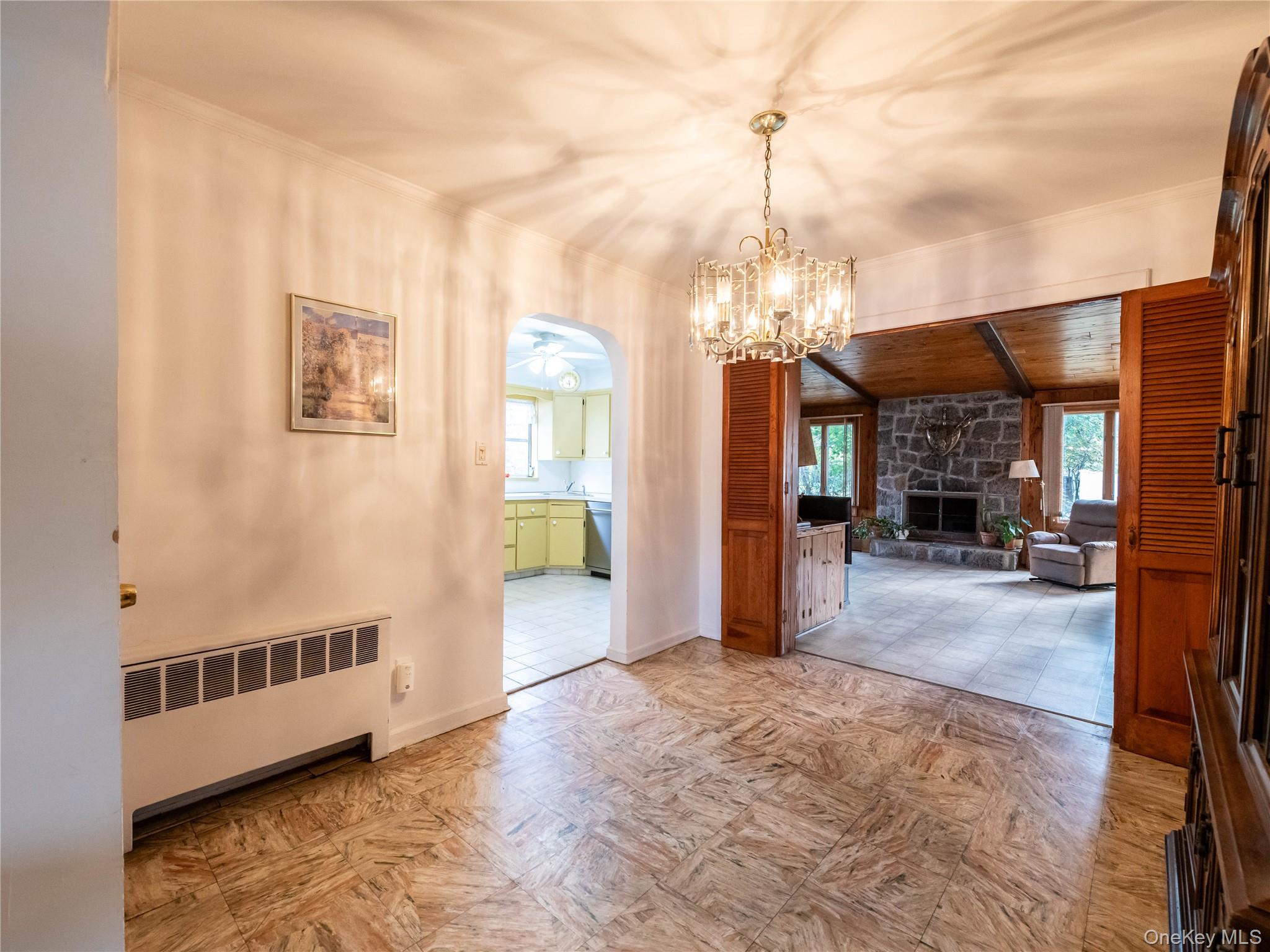 #11 photo, 556 Jackson Street, Baldwin , NY 11510