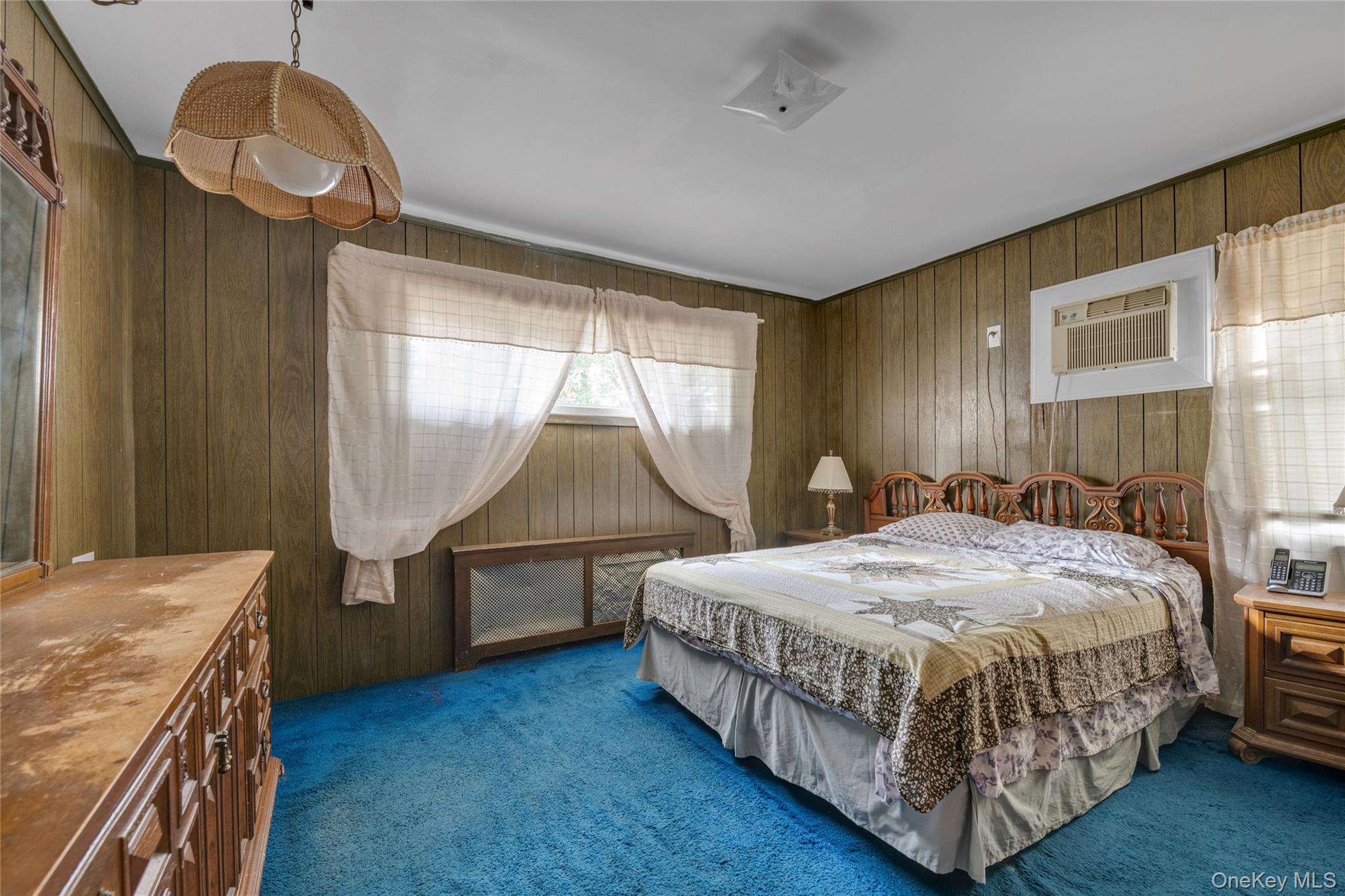 #8 photo, 34 Heath Place, Hempstead , NY 11550