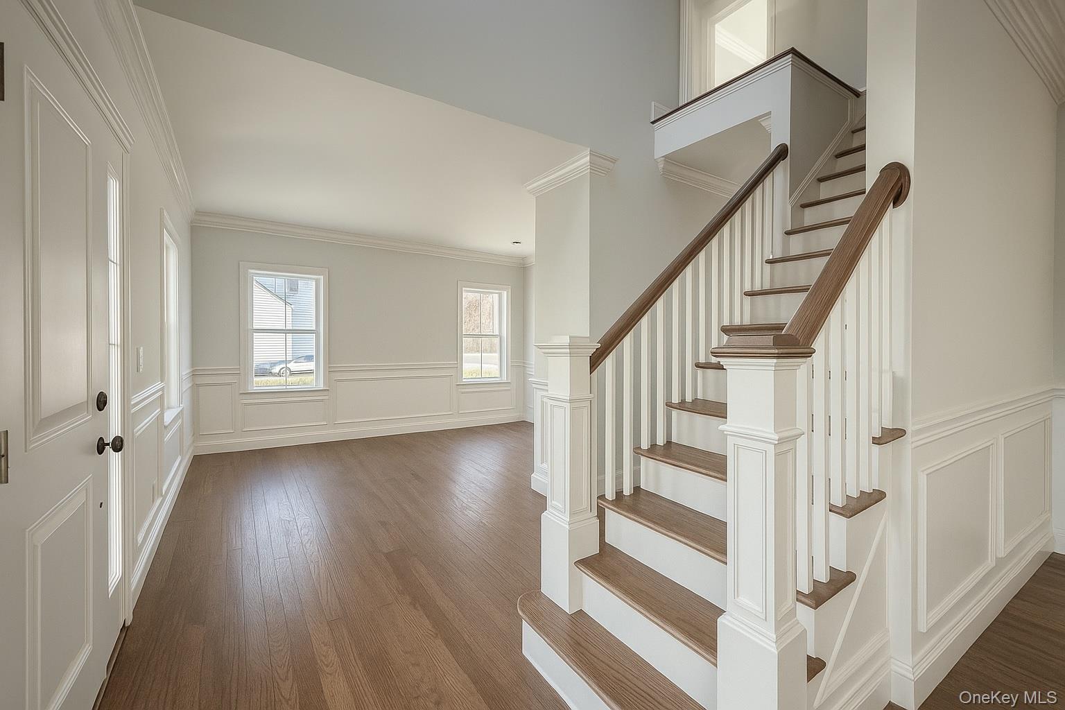 #6 photo, 12 Fox Run Court, Ridge , NY 11961