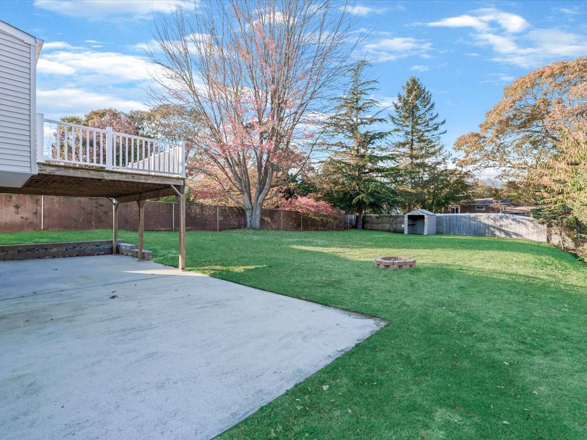 #34 photo, 99 Elmwood Avenue, サフォーク郡 Selden , NY 11784