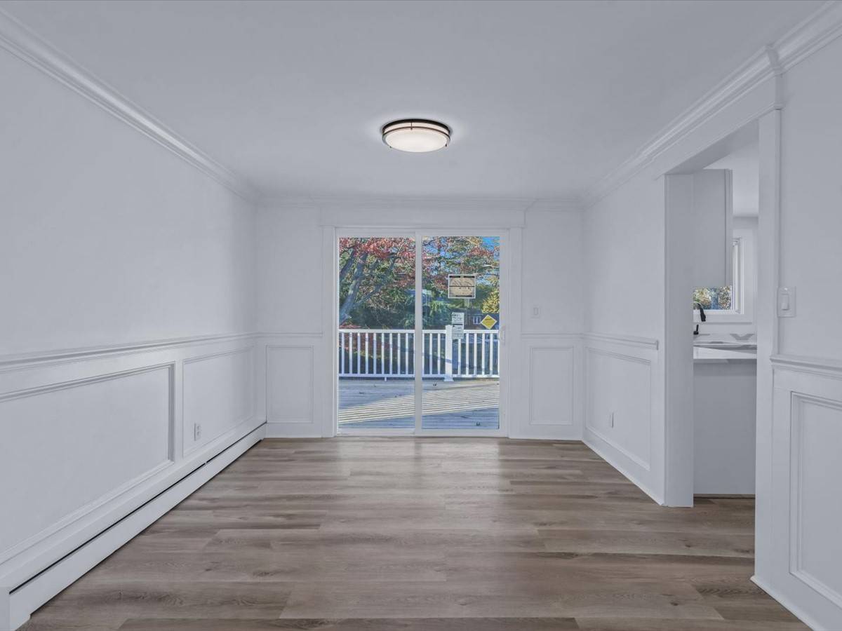 #7 photo, 99 Elmwood Avenue, サフォーク郡 Selden , NY 11784