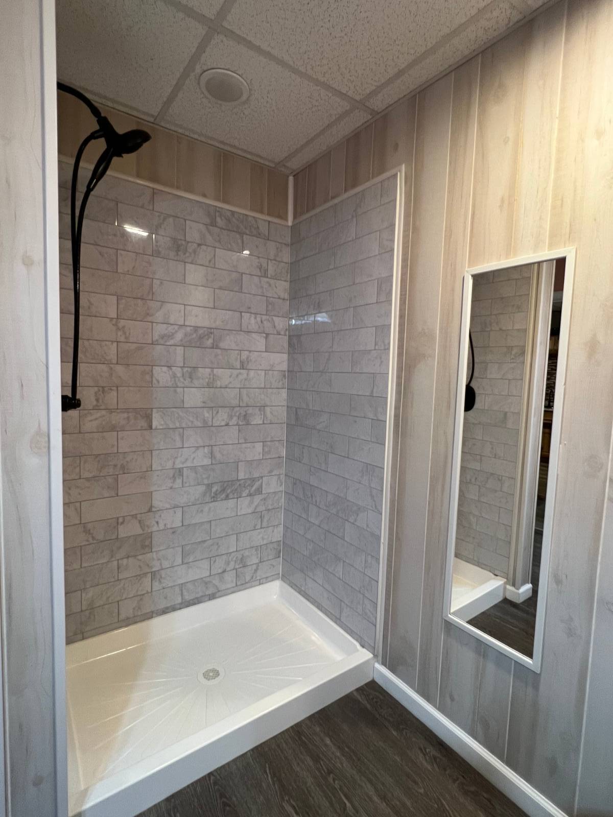 #28 photo, 15 Pasco Avenue, Queensberry , NY 12804